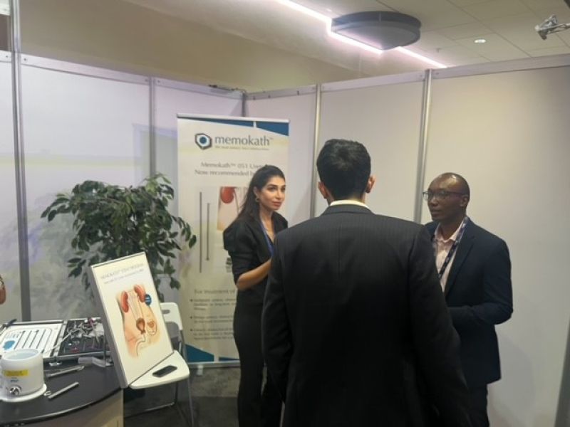 PNN Medical representative Perihan with customers at BAUS 2024 congress